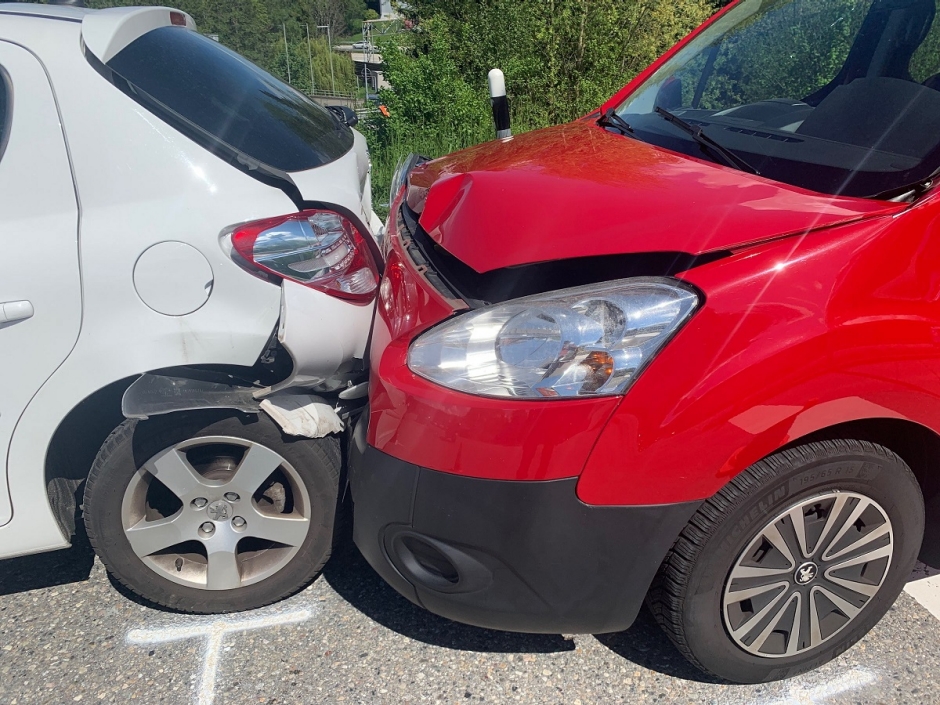 Verkehrsunfall Sch&ouml;nb&uuml;elstrasse